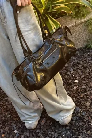 2025 Punk Style Rivet Shoulder Bag Ladies Crossbody Bag Top Layer Cowhide Leather Motorcycle Bag Fashion Accessory