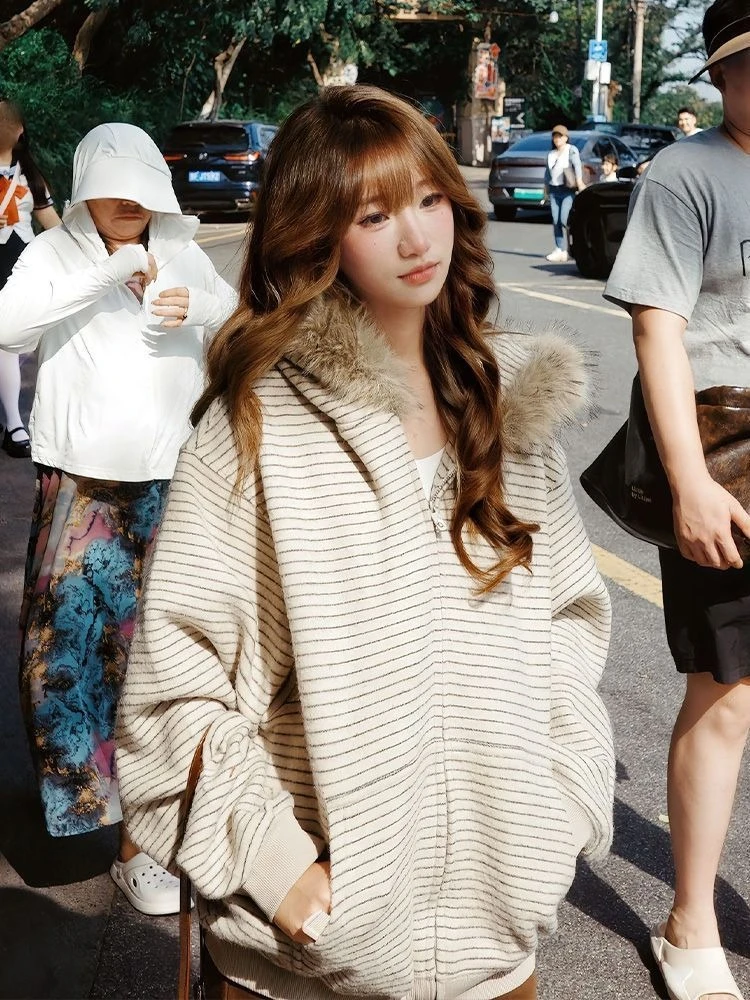 American Vintage Long Sleeve Hoodie Women Harajuku Casual Striped Sweatshirt Zipper Streetwear Faux Fur Sweet 2025 Autumn - Image 4