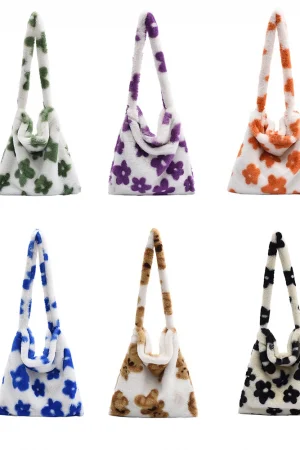Women Cute Shoulder Bags Fluffy Flower Crossbody Bags Autumn Winter Plush Tote Handbag Large Capacity Fashion Messenger Bag